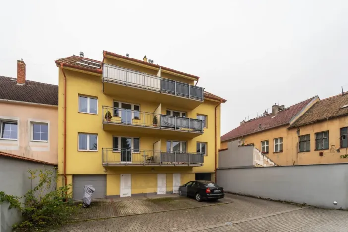 Prodej garážového stání, České Budějovice - České Budějovice 3, Nová, 14 m2