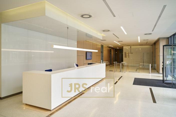 Pronájem kanceláře, Brno, 887 m2