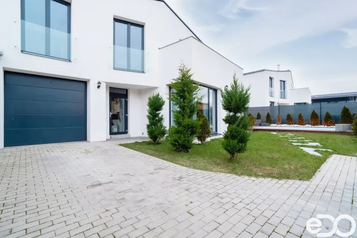 Prodej rodinného domu, Pohořelice, U Cihelny, 168 m2