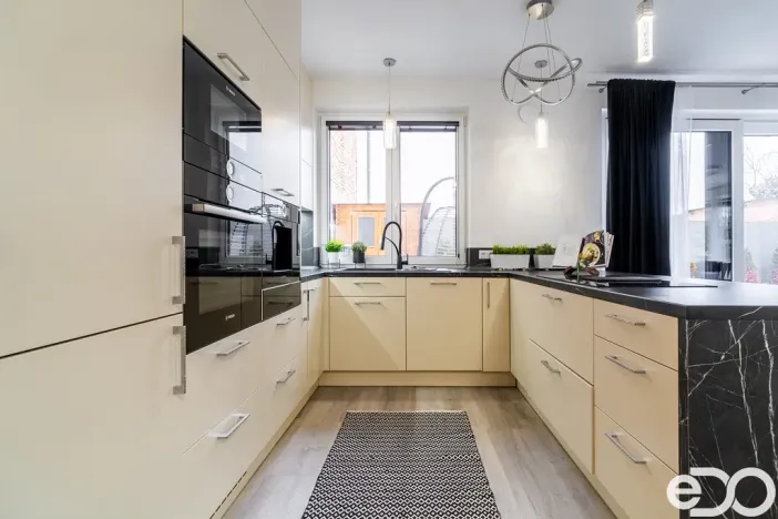 Prodej rodinného domu, Pohořelice, U Cihelny, 168 m2