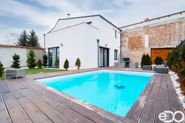 Prodej rodinného domu, Pohořelice, U Cihelny, 141 m2