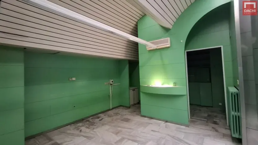 Pronájem obchodního prostoru, Olomouc, Horní náměstí, 18 m2