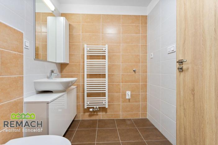 Pronájem bytu 2+kk, Náchod - Staré Město nad Metují, Bartoňova, 52 m2