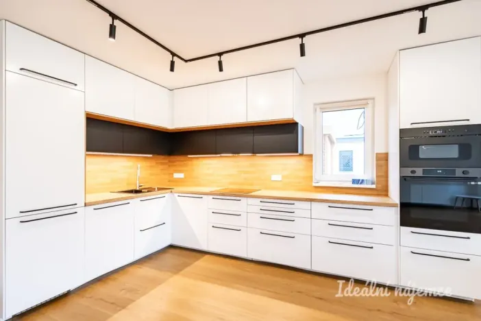 Pronájem bytu 4+kk, Horoušany, Kubišova, 120 m2