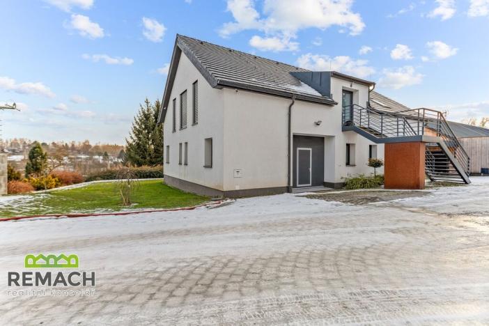 Pronájem atypického bytu, Vysokov, 120 m2