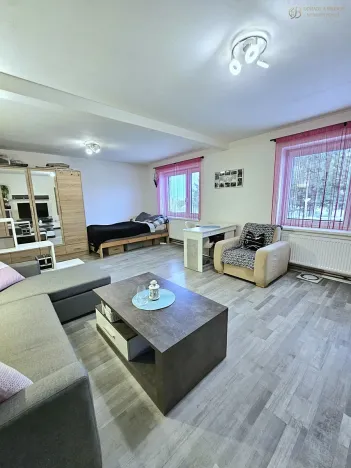 Prodej rodinného domu, Medlov, 200 m2