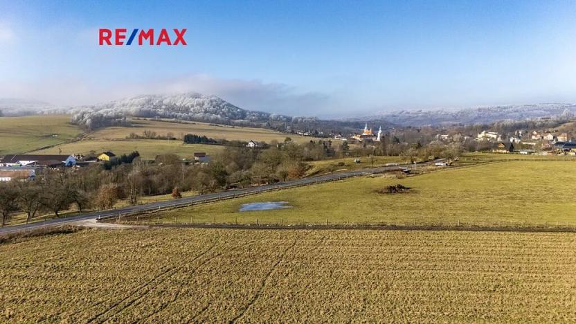 Prodej pozemku pro bydlení, Horní Police, 2413 m2