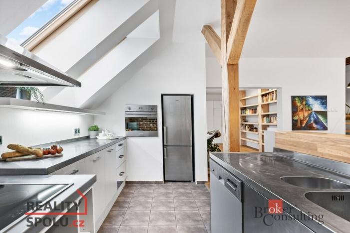 Prodej bytu 4+kk, Liberec - Liberec XIV-Ruprechtice, Stroupežnického, 98 m2