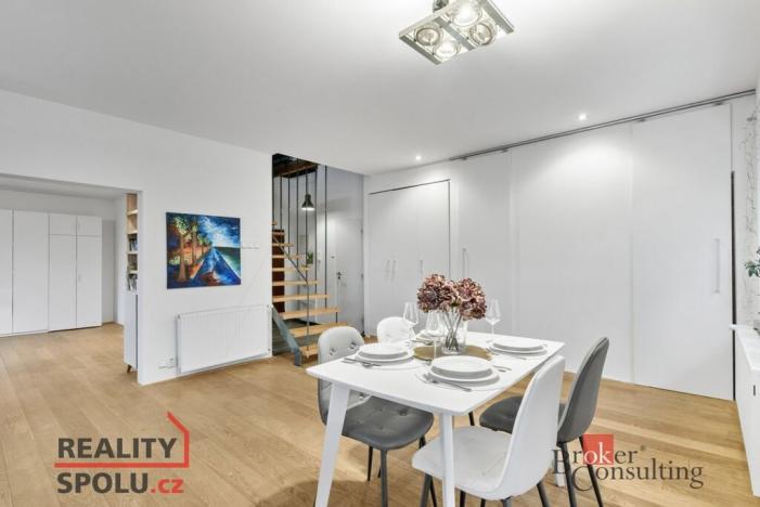 Prodej bytu 4+kk, Liberec - Liberec XIV-Ruprechtice, Stroupežnického, 98 m2