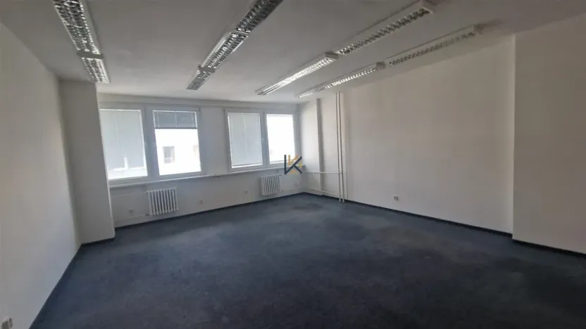Pronájem kanceláře, Praha - Chodov, Roztylská, 38 m2