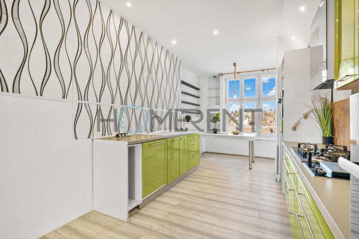 Prodej bytu 3+1, Liberec - Liberec III-Jeřáb, nám. Soukenné, 126 m2