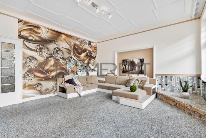 Prodej bytu 3+1, Liberec - Liberec III-Jeřáb, nám. Soukenné, 126 m2