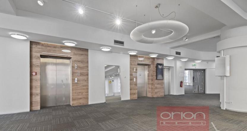 Pronájem obchodního prostoru, Praha - Nové Město, Václavské náměstí, 475 m2