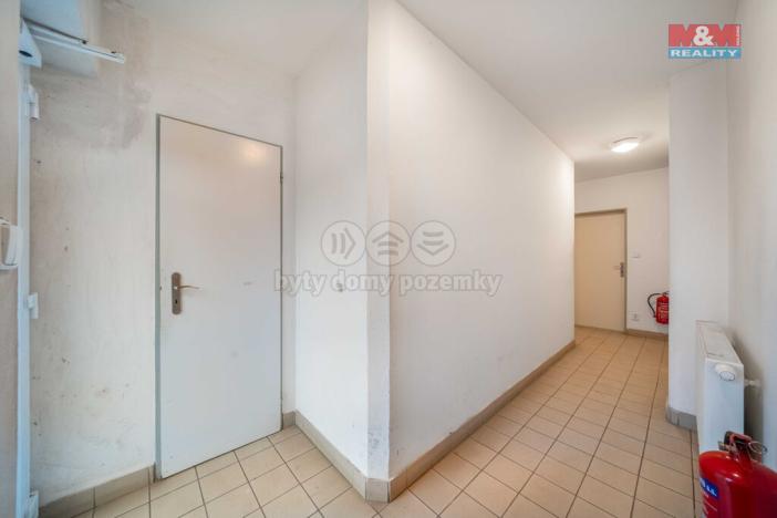 Pronájem obchodního prostoru, Rokycany - Nové Město, V Kasárnách, 56 m2