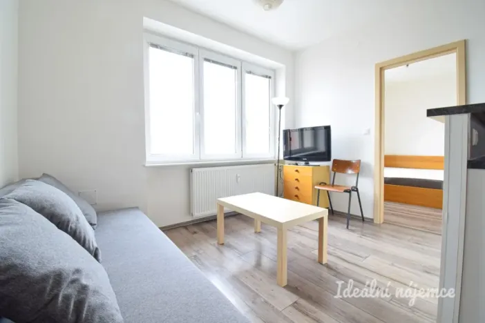 Pronájem bytu 2+kk, Brno, Renneská třída, 39 m2