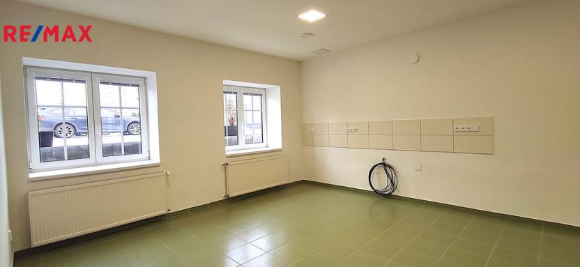 Pronájem obchodního prostoru, Bruntál, Partyzánská, 72 m2