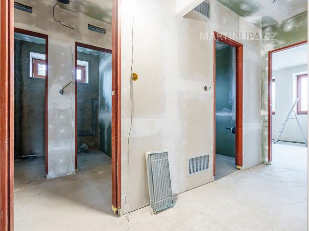 Pronájem komerčního pozemku, Kořenice - Pučery, 11302 m2