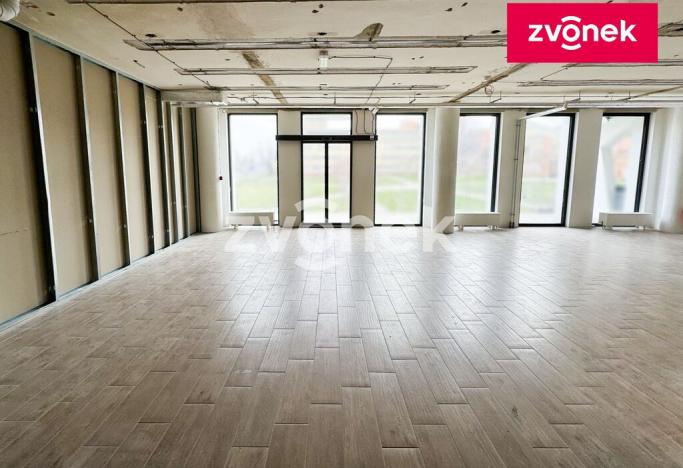 Pronájem obchodního prostoru, Zlín, 210 m2