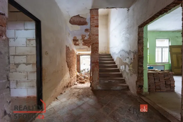 Prodej činžovního domu, Košťálov, 400 m2