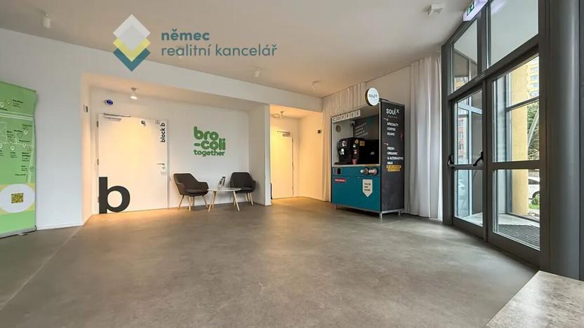 Pronájem skladu, Praha - Střížkov, Děčínská, 2 m2