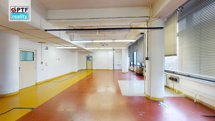 Pronájem skladu, Plzeň, Radobyčická, 310 m2