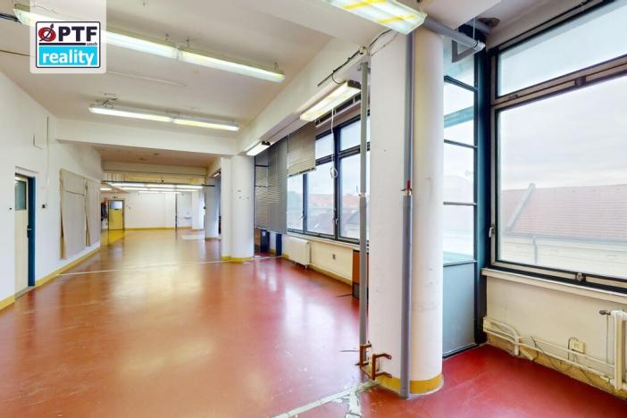 Pronájem skladu, Plzeň, Radobyčická, 310 m2