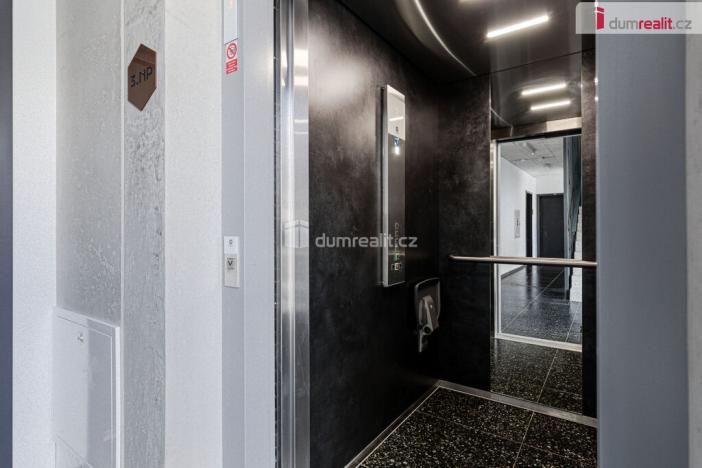 Prodej bytu 2+kk, Abertamy, Vítězná, 39 m2