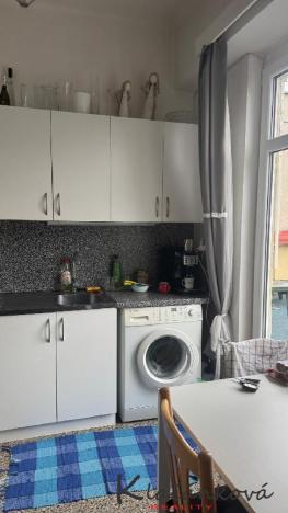 Pronájem bytu 2+1, Zlín, Dlouhá, 49 m2