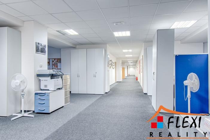 Pronájem kanceláře, Ostrava, Hrušovská, 650 m2