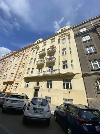 Prodej bytu 2+kk, Praha - Holešovice, Dobrovského, 66 m2