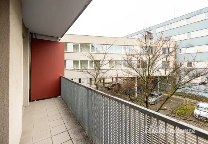 Pronájem bytu 1+kk, Praha - Letňany, Kostomlatská, 49 m2