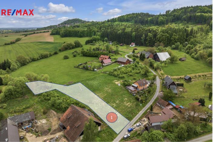 Prodej pozemku pro bydlení, Podhradí, 1400 m2
