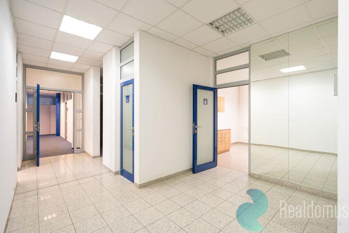 Pronájem kanceláře, České Budějovice, Pražská tř., 466 m2