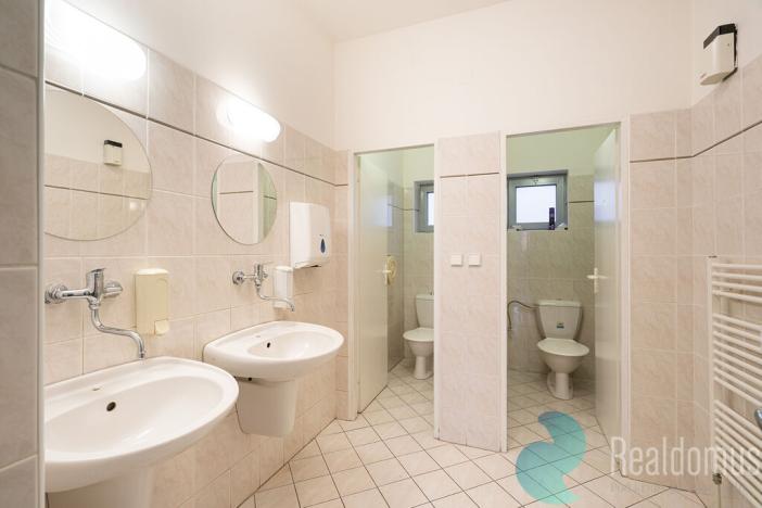 Pronájem kanceláře, České Budějovice, Pražská tř., 378 m2