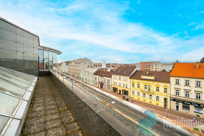 Pronájem kanceláře, České Budějovice, Pražská tř., 378 m2