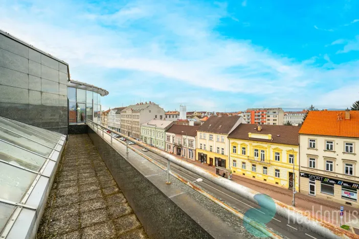 Pronájem kanceláře, České Budějovice, Pražská tř., 378 m2