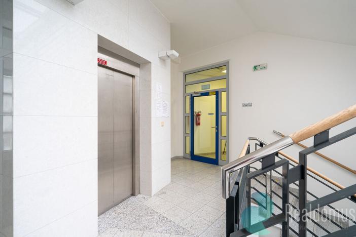 Pronájem kanceláře, České Budějovice, Pražská tř., 120 m2