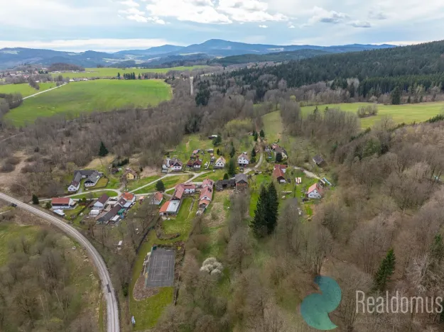 Prodej zemědělské usedlosti, Chroboly - Lučenice, 200 m2