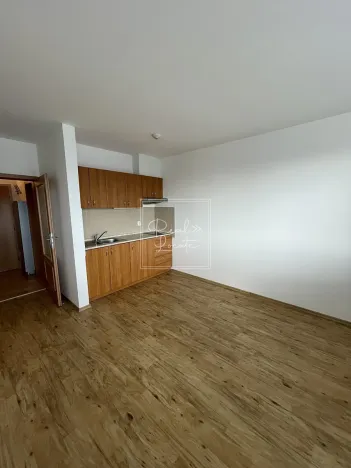 Pronájem bytu 1+kk, Praha - Prosek, Na vyhlídce, 37 m2