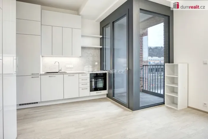 Pronájem bytu 1+kk, Praha - Smíchov, U Lihovaru, 29 m2