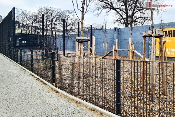 Pronájem bytu 1+kk, Praha - Smíchov, U Lihovaru, 29 m2