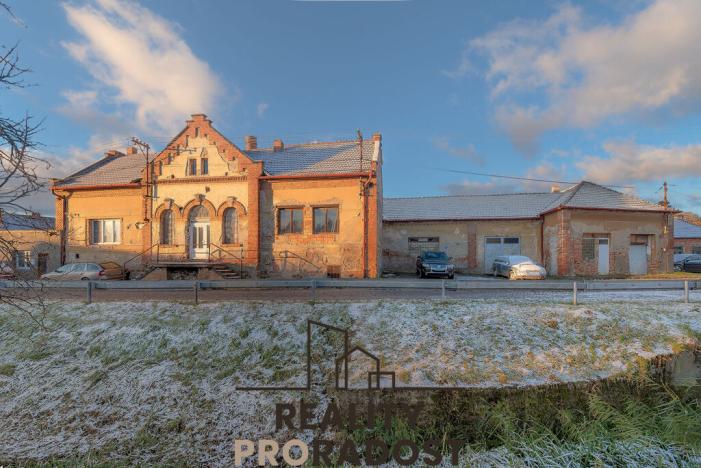 Prodej komerční nemovitosti, Archlebov, 1115 m2