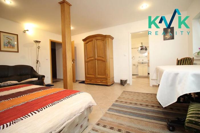 Prodej rodinného domu, Tři Sekery, 240 m2