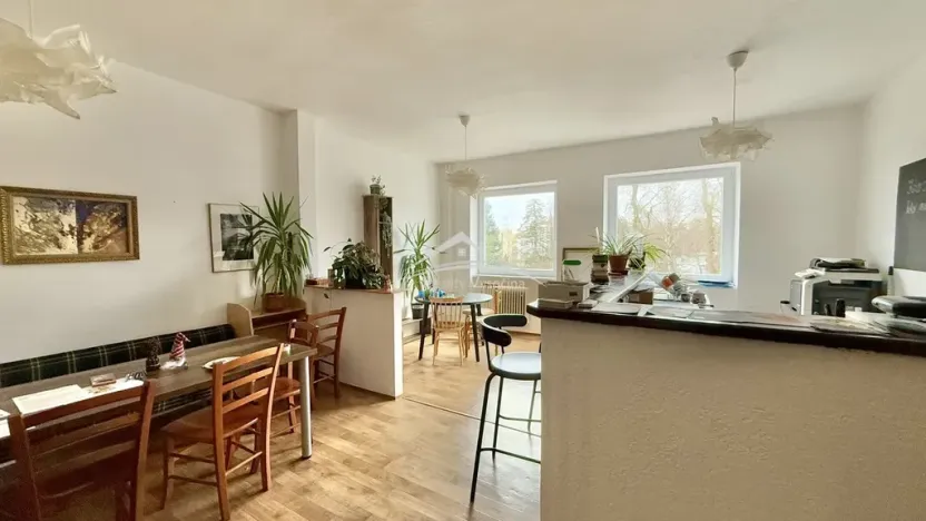 Pronájem obchodního prostoru, Pelhřimov, Pražská, 115 m2