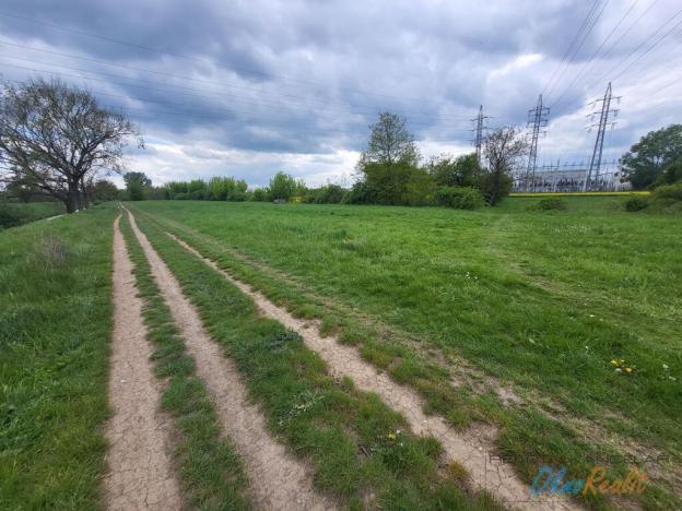 Prodej komerčního pozemku, Brno - Komárov, Hněvkovského, 5568 m2