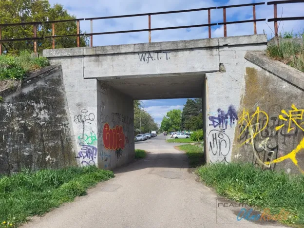 Prodej komerčního pozemku, Brno - Komárov, Hněvkovského, 2784 m2