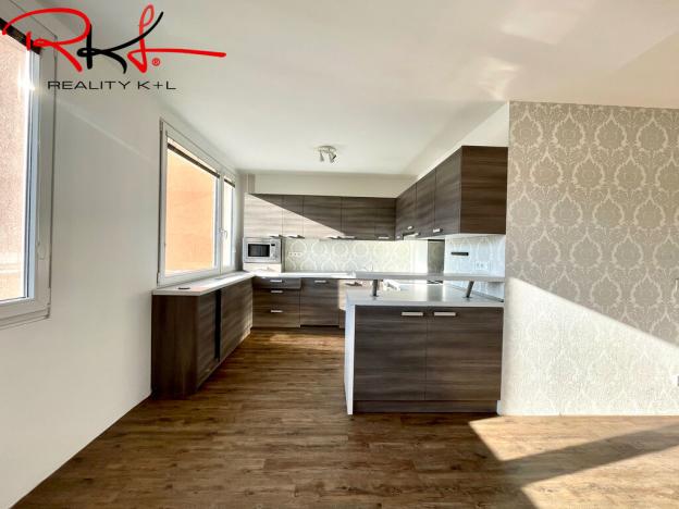 Pronájem bytu 3+kk, Kladno - Kročehlavy, Na růžovém poli, 76 m2