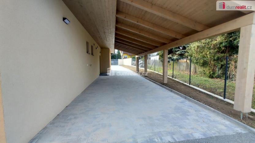 Prodej rodinného domu, Tečovice, 250 m2