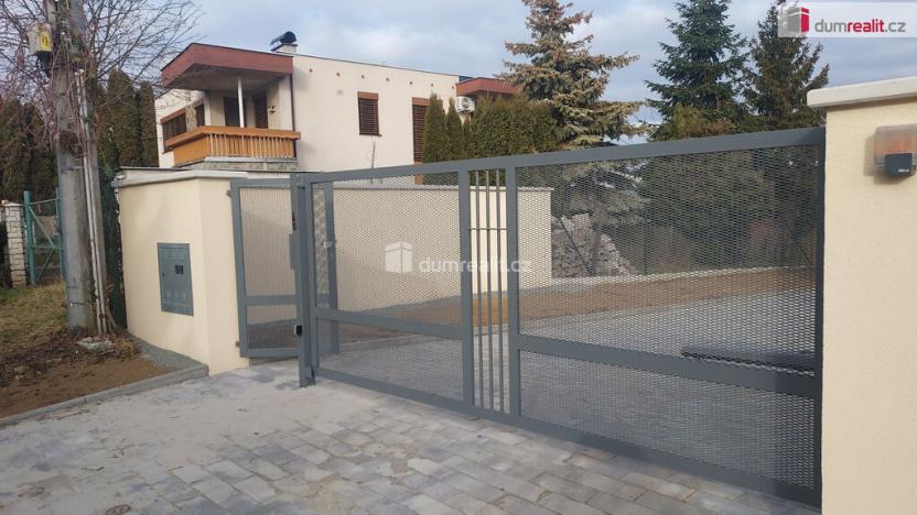 Prodej rodinného domu, Tečovice, 250 m2