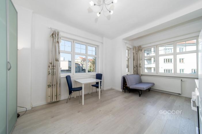 Pronájem bytu 1+kk, Praha - Podolí, Pravá, 27 m2